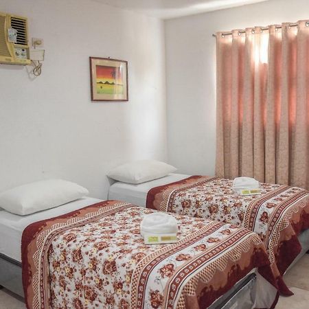Tiptop Tower Suite Inn Dumaguete City Extérieur photo