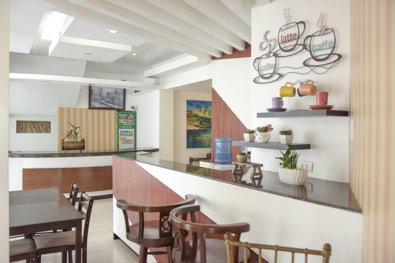 Tiptop Tower Suite Inn Dumaguete City Extérieur photo